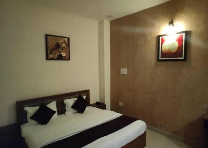 Hotel Malviya Inn - Begumpur